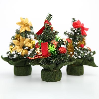 China HB-4424 Amazon Best Selling Fashionable 8 Inch Artificial Desktop Christmas Trees for sale