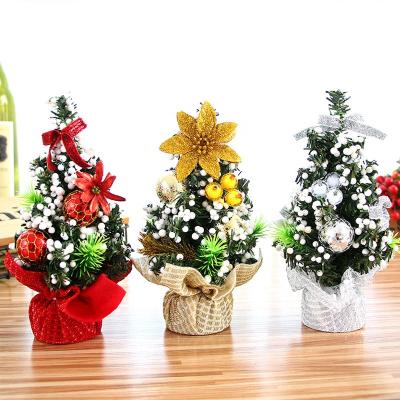 China Factory YQ-4440 Small Artificial Christmas Table Pine Trees Decoration With Christmas Ball For Christmas Table Decorations 8.6inch for sale