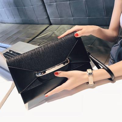 China 2022 New PORTABLE Luxury Fashion Women Handbag Large Envelope Clutch Handbag for sale