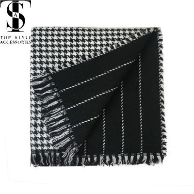 China Fashionable Wholesale Plaid Two Tone Double Sided Thickened Tassel Scarf Shawl 25*73inch for sale