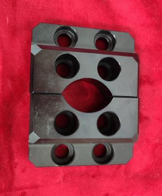 China Verstelbare CNC Pull Studs Types Precisie Aangepaste Kaak Zwart Te koop