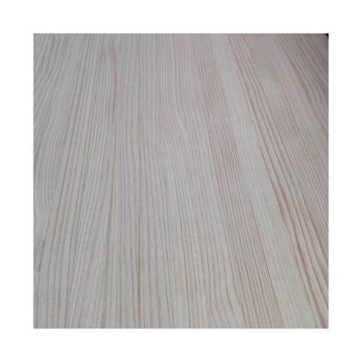 China Pine Wood Finger Moisture Proof Solid Wood Joint Boards Radiata Pine Lumber Engineered Wood Flooring for sale