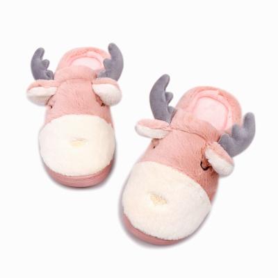 China Fashion\Comfortable\Durable\Breathable\QUFENG Adults Plush 3D Novelty Christmas Reindeer Unisex Slippers à venda