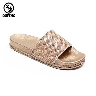 Китай Flat Fashion Bling Diamond Slippers Women's Sandals Slides Rhinestone Sun Stone Ladies Slippers Fashion Trend продается