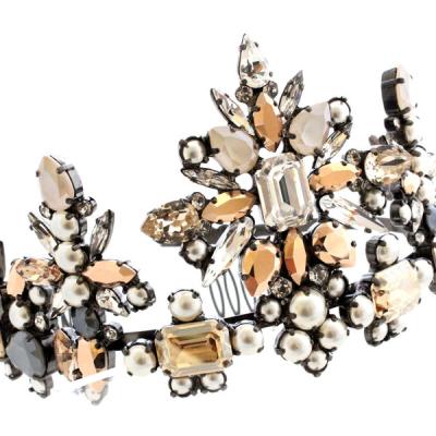 China Crystal Crystals in fashionable crystal, rose gold, silk, bronze and beige adorn the crown. for sale