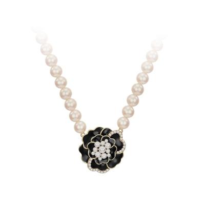 China Temperament FASHIONABLE Camellia Fashion Imitation Pearl Necklace Woman Accessories for sale