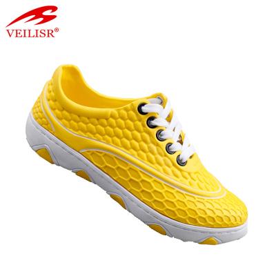 China Factory Wholesale Cheap Indoor Soccer Boots Lightweight Mens EVA Clogs Shoes for sale