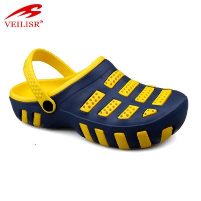 China Breathable Summer Outdoor Beach Ladies Holey EVA Sandals Garden Women Clogs for sale