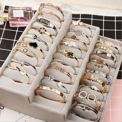 China FASHIONABLE Stainless Steel Women Bangle Charm Bracelets Fashion Jewelry Fashion Rose Gold Cuff Bangle Bracelet for sale