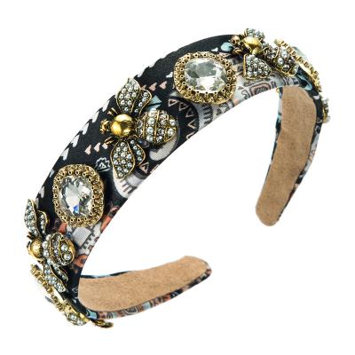 China Fashionable Baroque Headbands For Women Diamond Hair Accessories Pearl Headband Girls Bee Headbands for sale