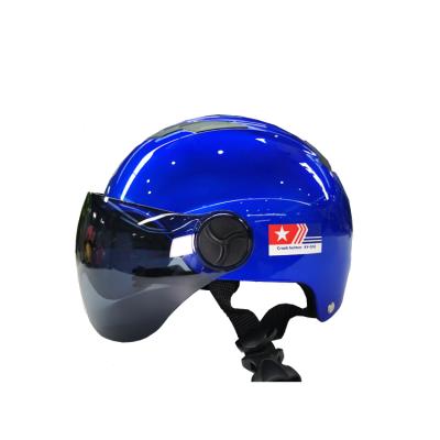 China Cheap High Quality Ski Helmet Maker Ski Helmet With Sun Visor for sale