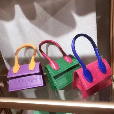 China Fashion Candy Color Kids Mini Crossbody Bags Summer Mini Jelly Handbags For Women Shoulder Bag for sale