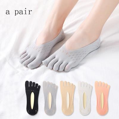 China New QUICK DRY summer women's yoga five finger socks SK-0146 for sale