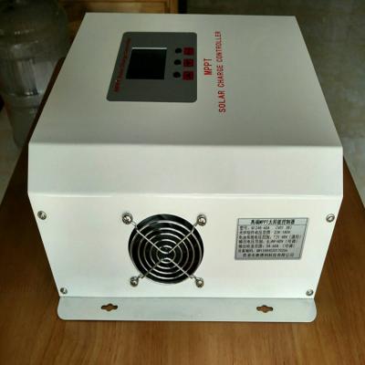 China Lighting Controller Widely To Use High Efficiency Solar Tracker Controller MPPT Solar PV Charger 40A for sale