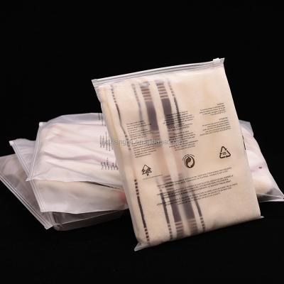 China Recyclable Wholesale Custom Printed Plastic PE Apparel Packaging Zipper Bag With Logo For Garment for sale