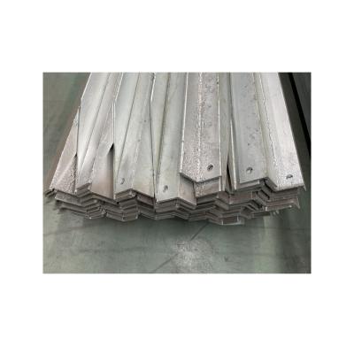 China China Technology Antiseptic Production 6mm Thickness Iron High Precision Hot Galvanized Small Angle Steel for sale