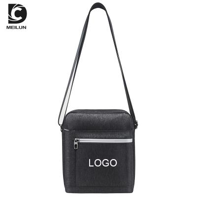 China Comfortable Cheap Canvas Mini Shoulder Bag Simple Square Black Cross Small - Body Messenger Bag Sport Shoulder Bag Men for sale