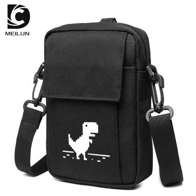 China Outdoor Sports Lightweight Promotional Custom Logo Cross Body Shoulder Bags For Men for sale