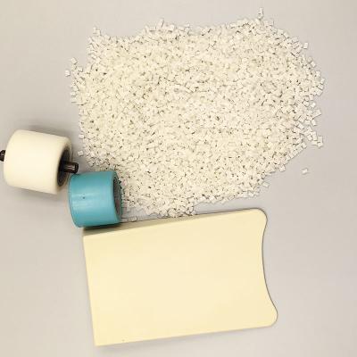 Chine Pellets de polyuréthane résistant aux chocs Granule TPU flexible pour le moulage par injection à vendre