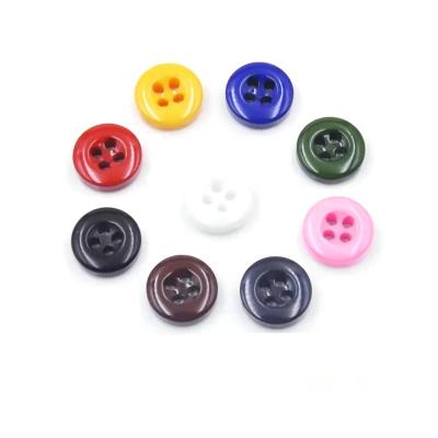 China China Wholesale Price Round 4 Hole Plastic Resin Black Shirt Buttons for sale