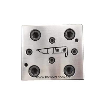 China Steel High Precision PVC Extrusion Mould Die Tooling Mold PVC Extrusion Machine for sale