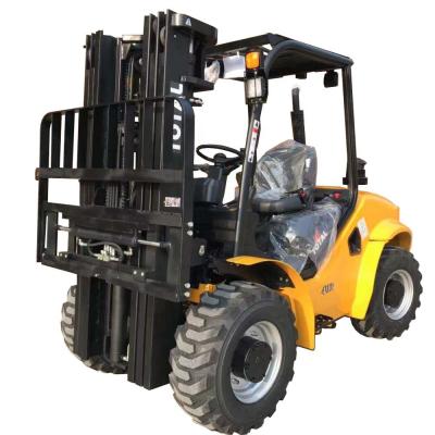 China Building Material Stores 2WD 4WD 1800kg Diesel Engine Rough Terrain Forklift for sale