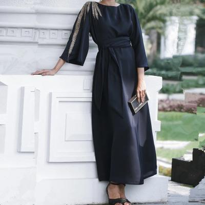 China 2021 casual islamic fashion clothing for women fashion long sleeve abaya satin maxi abaya wholesale modern muslim robe with pattern for sale