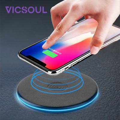 China 2018 New VICSOUL QI Fast Charging Fast Charging Wireless Charger High Quality Radio Stand For Phone for sale