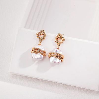 China Vintage Drop Earrings Retro French Women's Sterling silver Baroque pearl earrings for sale