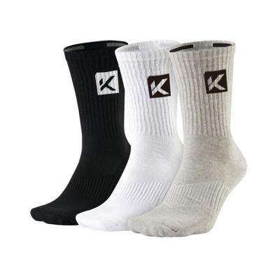 China OEM Design Custom Athletic Sports Crew Bamboo Sports Socks for sale