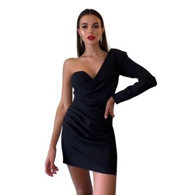 China 2021 autumn/winter new women's fashion anti-static sexy one-shoulder, long sleeve, slim and hip-hugging dresses for sale