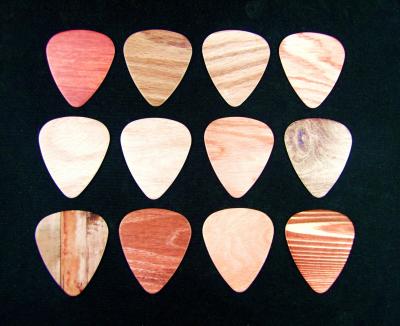 China GUITAR musical accessories personal wood grain guitar picks melodious plectrums strings for sale