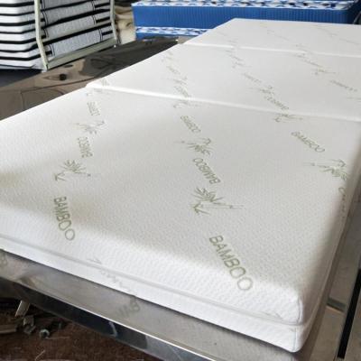 China Lowest Price And High Quality Portable Folding Beach Soft Foam Travel Tri Foldable Mattress For Sale Best Choice for sale