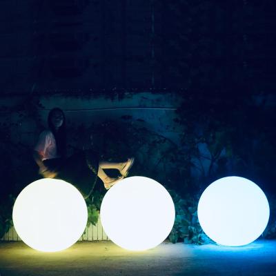 China Waterproof Plastic Hotel Garden Patio Landscape Flooring Illuminated Led Giant Outdoor Solar Lamp Color Night Light Glowing Ball for sale