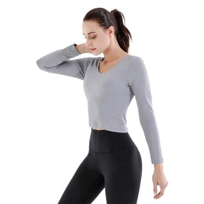 China Tops 2022 Yoga Tops Women Yoga Tops Sports Workout Sports Gym Shirts Lightweight Quick Dry Breathable Tops for sale