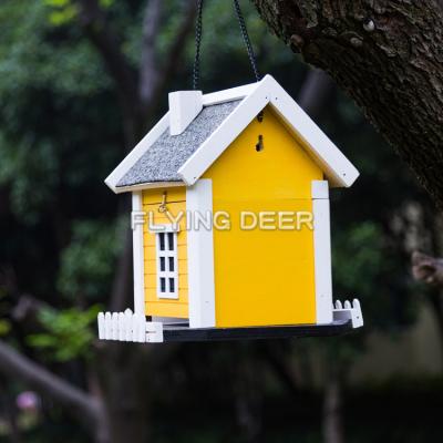 China Sustainable Wooden Garden Accessories Wooden Bird House for sale