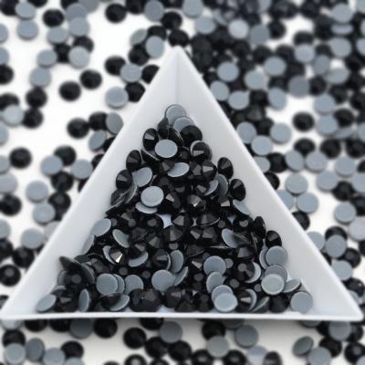 China Flatback WHATSTONE SS3-SS34 Customized Packaging Logo Flat Back Glass Hotfix Rhinestone For Jewelry Making for sale