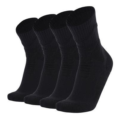 China Elite Breathable Basketball Knocks Socks Thickened Practical Men's Socks Non Slip Professional Sports Knocks Wear-Resistant Towe Medium Socks for sale