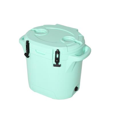 China Delivery Time 25l Ice Cooler Box Bucket Waterproof Quick Turning Molded Plastic Cooler for sale