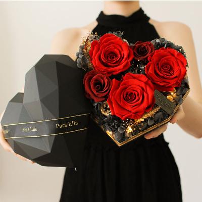 Cina Christmas Wedding Anniversary R319 Valentines Day Gift Preserved Roses Gift Box Heart Shaped Gift Box Dried Rose Flowers in vendita