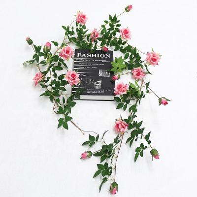 China M162 Beautiful Colorful Wedding Home Decoration Outdoor Flower Garland Hanging Artificial Rose Vine With Green Leaves Artificial Rose Flowers Vines à venda