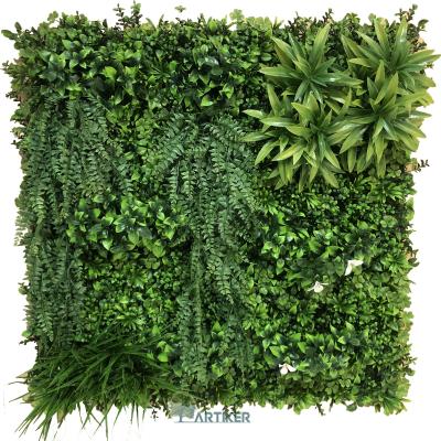 China Durable Wholesale Indoor Decorative Artificial Plant Wall / Hanging Artificial Green Plants Wall Outdoor Garden Decoration for sale