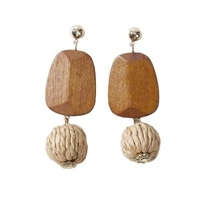 China 2022 Natural BOHEMIA Wooden Stud Earring Sets Woven Raffia Earring with Large Wooden Ball Raffia Butterfly Earrings for sale