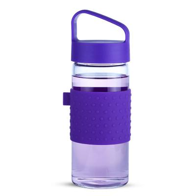 China Eco Friendly Custom Sustainable Private Label Double High Borosilicate Glass Clear Water Bottle With Silicone Sleeve for sale