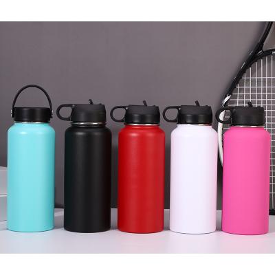 China Sustainable Sports Water Bottle Vacuum Insulated Stainless Steel Water Bottle For Christmas 16oz 20oz 32oz for sale