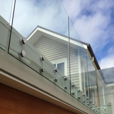 China Outdoor Balcony Glass Railing Tempered Glass  Toughened Glass Balustrade Railing Systems Frameless Glass Handrail Balustrade for sale