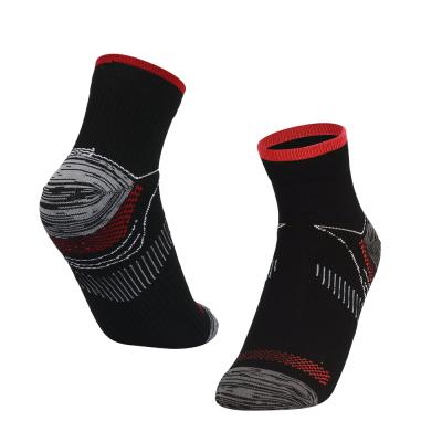 China From VCANFASHION Low MOQ Black QUICK DRY Sporty Sustainable Outdoor Recycling Custom Socks Athletic Socks for sale