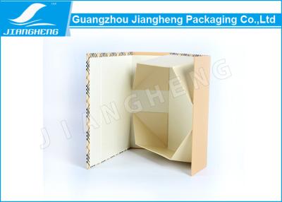 China Magnetic Closure Collapsible Cardboard Boxes Sturdy Cute For Gift Packaging for sale