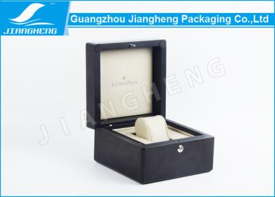 China Cajas de regalo de madera laqueadas negro cuadrado del reloj con la aprobación de seda del SGS del logotipo de la impresión en venta