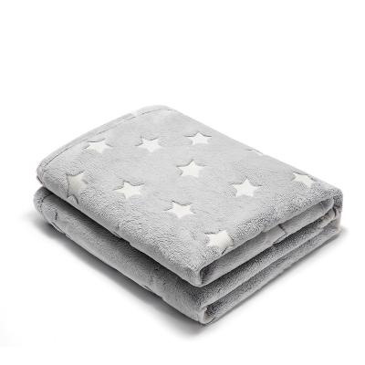 China Amazon Hot Sale PORTABLE Glow in the Dark Flannel Sleeper Sofa Covering Stars Bright Throw for Kids Baby for sale